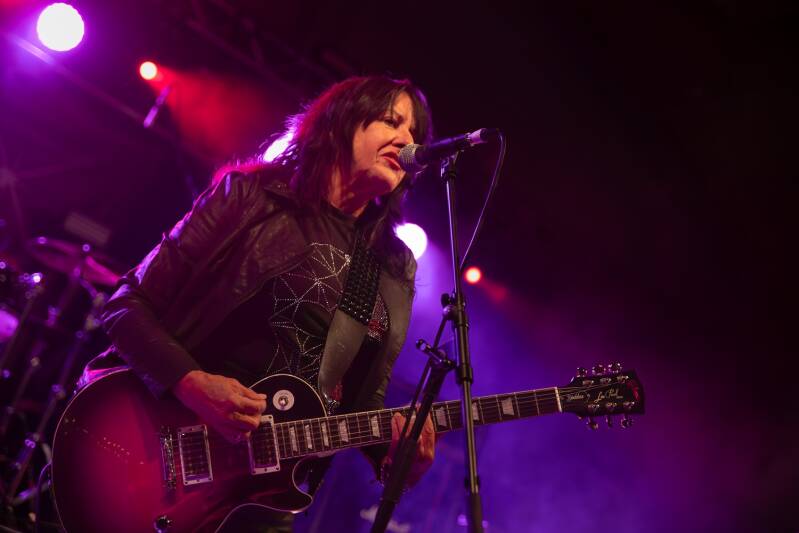 4-girlschool_1-standard.jpg
