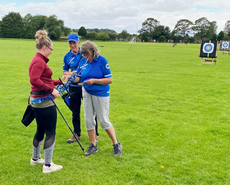Sarah's 252 at 40yds. badge.