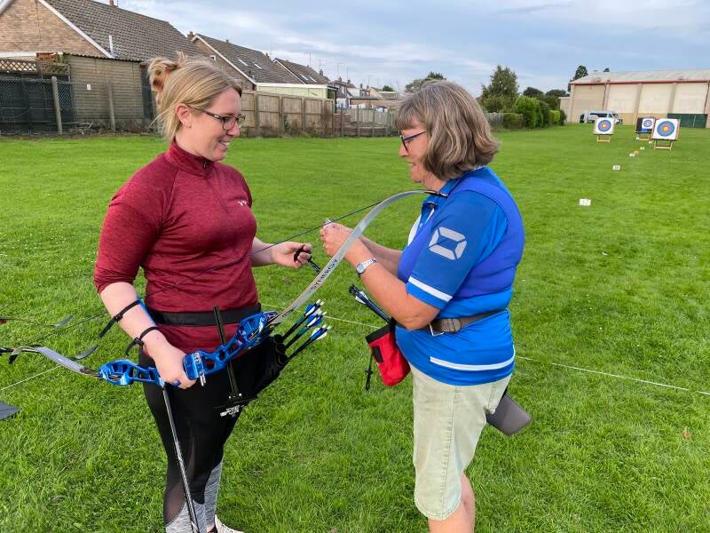 Sarah Robson awarded her 252 badge for 30yds.