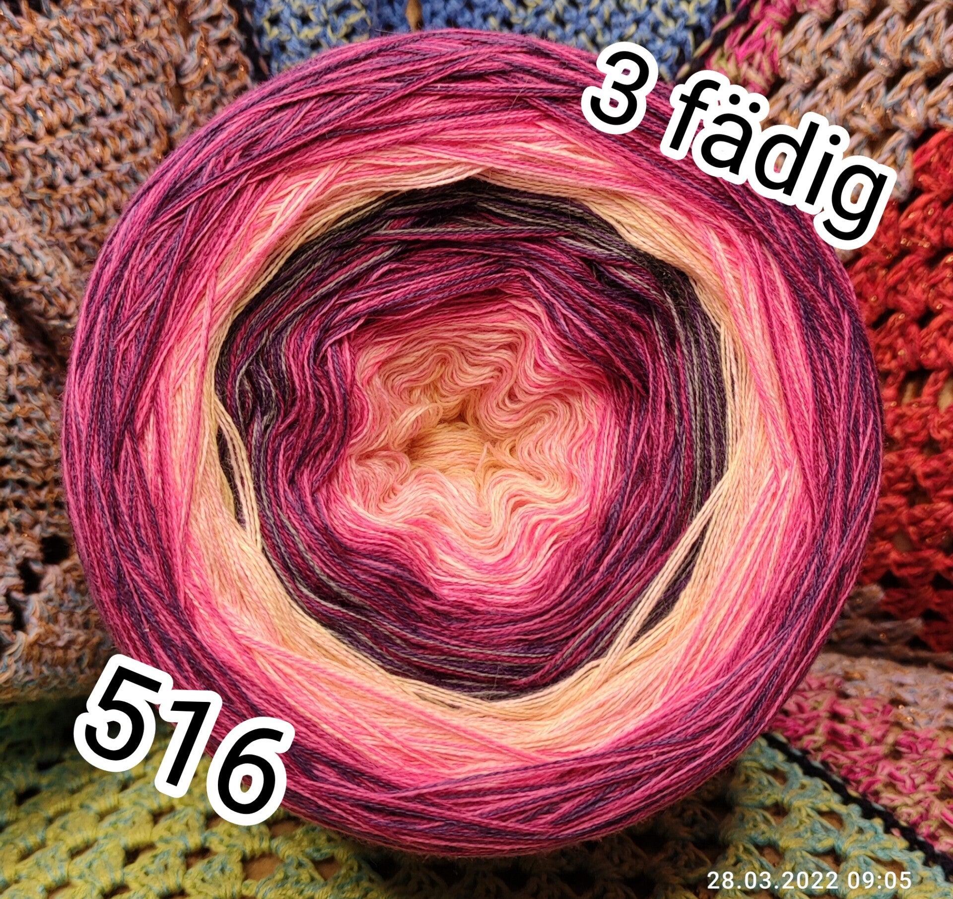 516