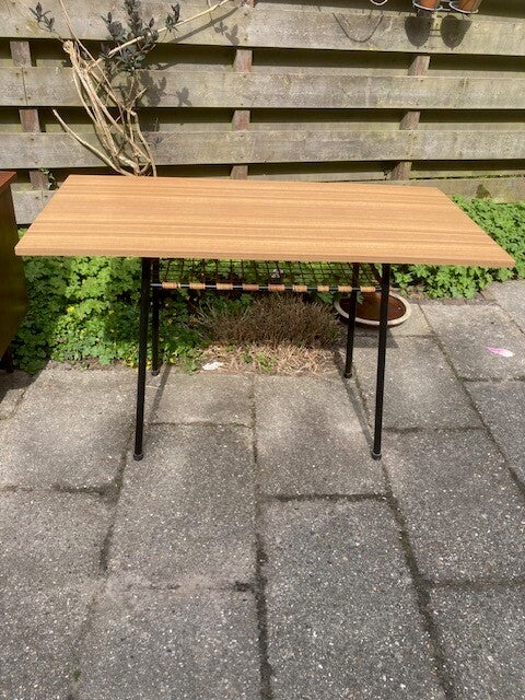 Vintage terrastafel met formica blad