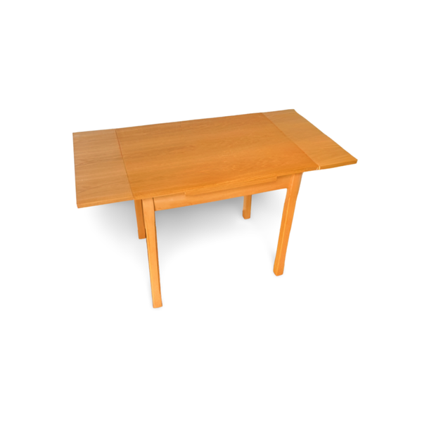 Licht gekleurde uitschuifbare eettafel