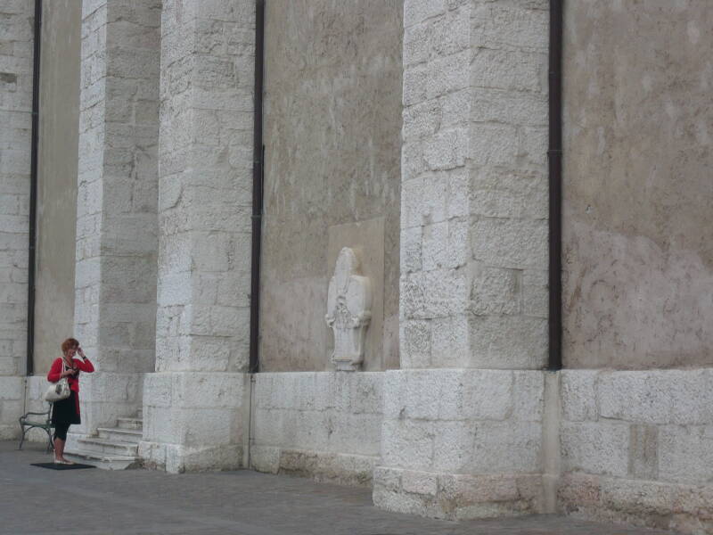 p1050986-standard.jpg
