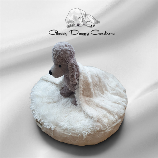 Hide Natural / Shaggy Ivory