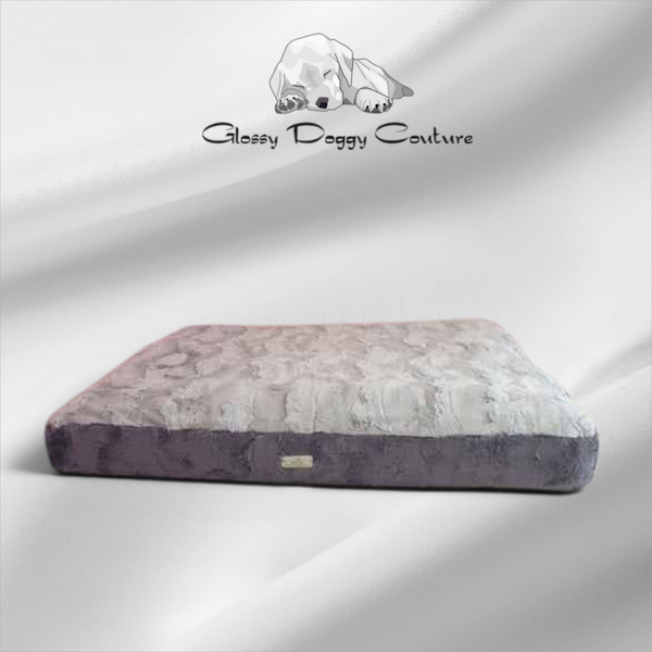 Hide Charcoal / Hide Silver