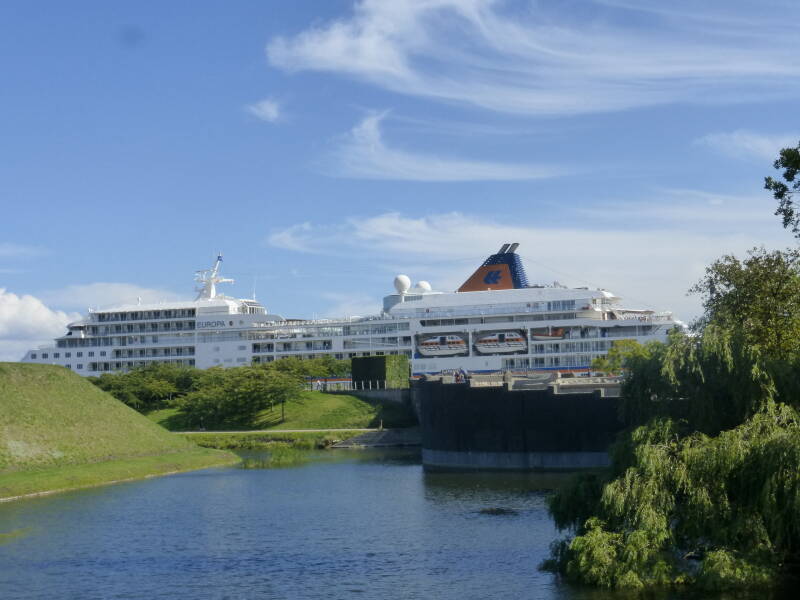 MS Europa Hapag Lloyd Cruises  | www.top65.de