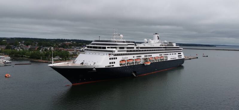 Zaandam Holland America Line | www.atlantisreisen.com