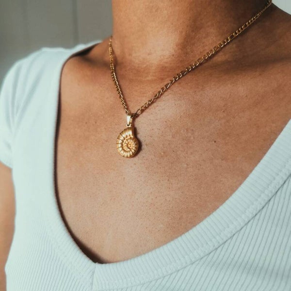 Collier NOUT