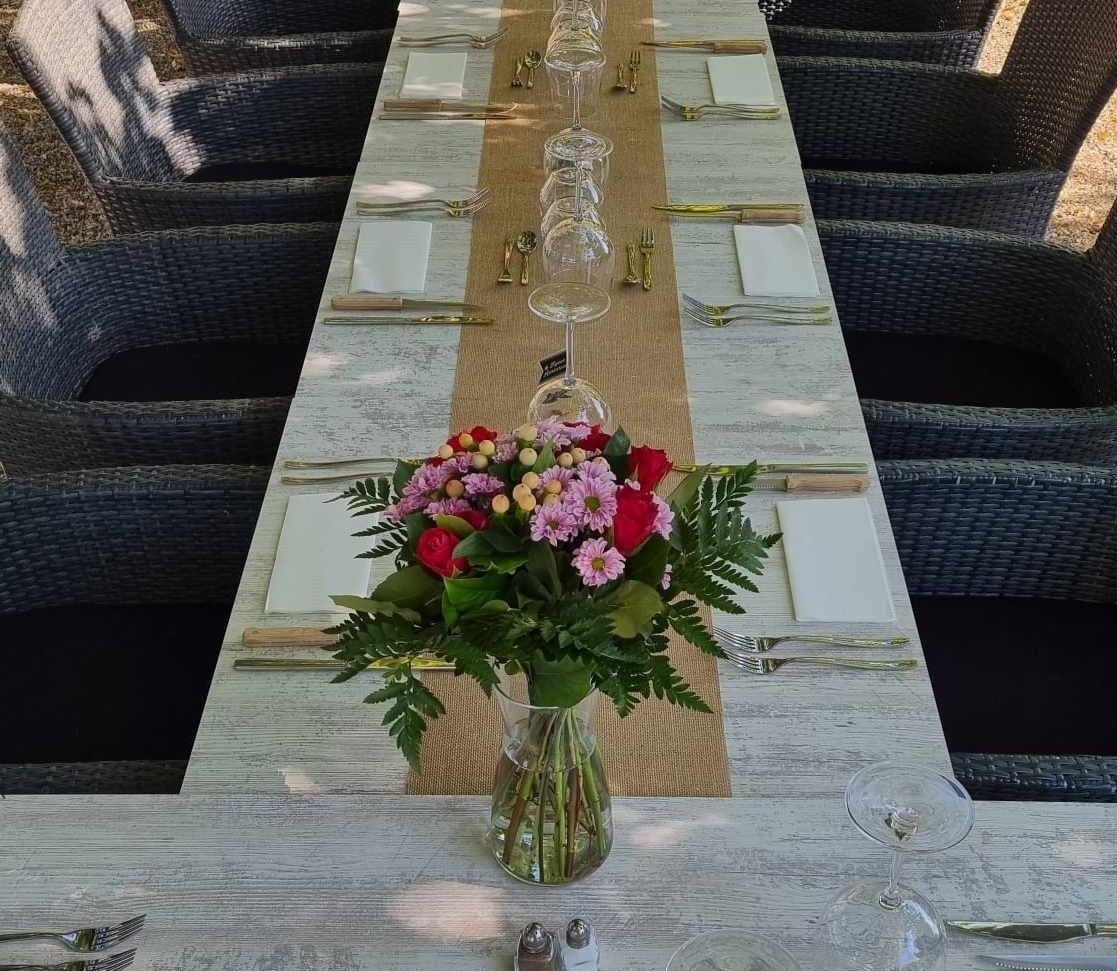 Table décorer pour célébrer un évènement