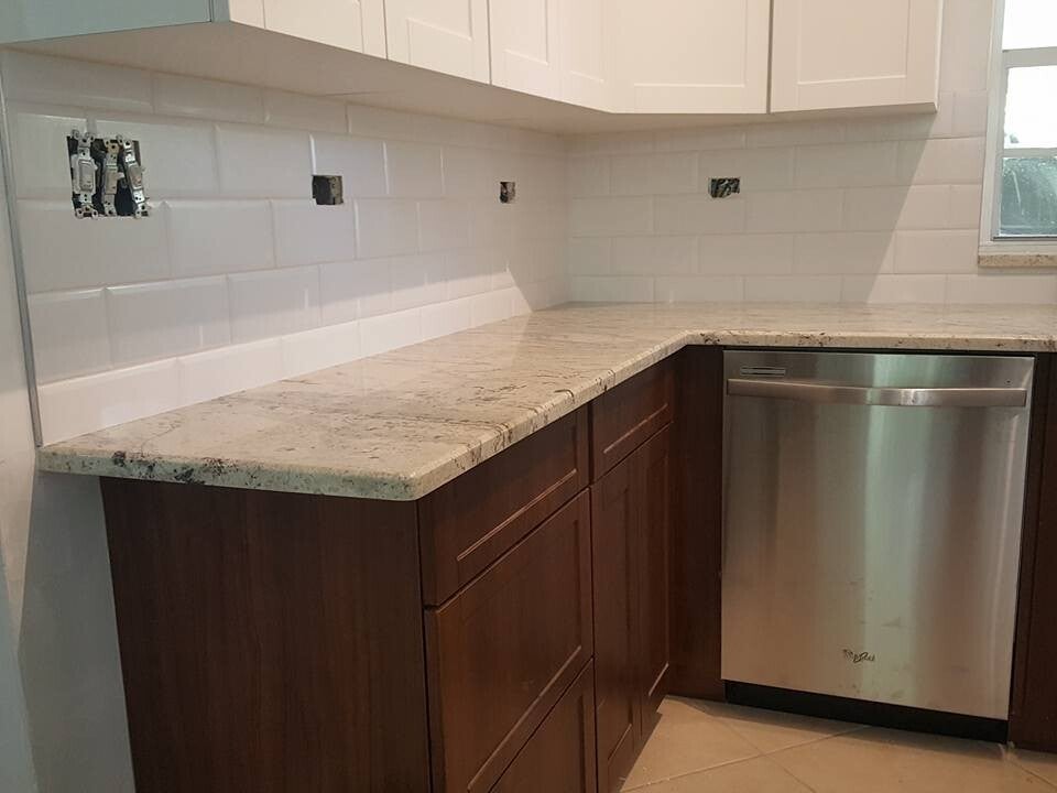 Kitchen Backsplash Installation
