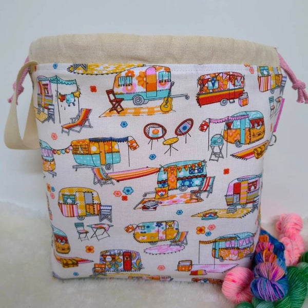 Camping retro white