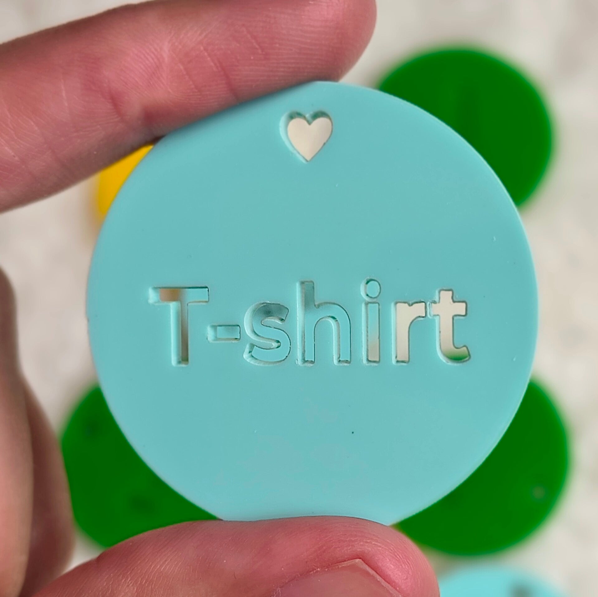 T-SHIRT
