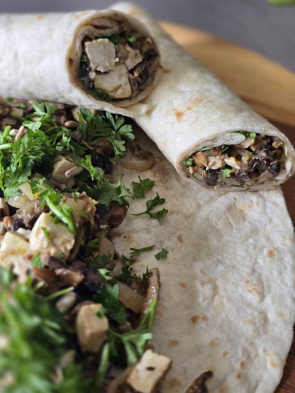 Wrap vega (kastanje champignons, botersaus, Ras El Hanout)