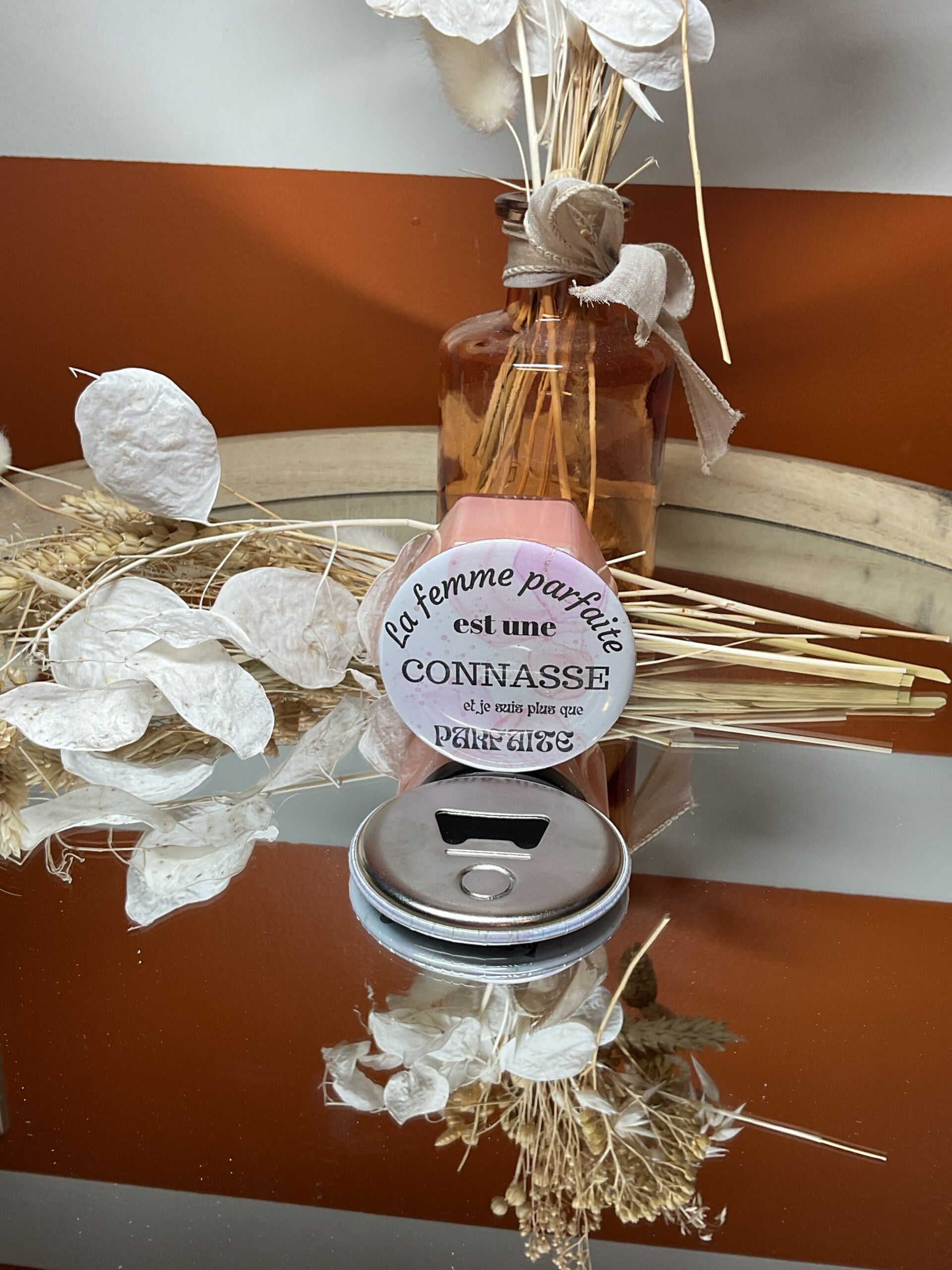 Parfaite connasse rose