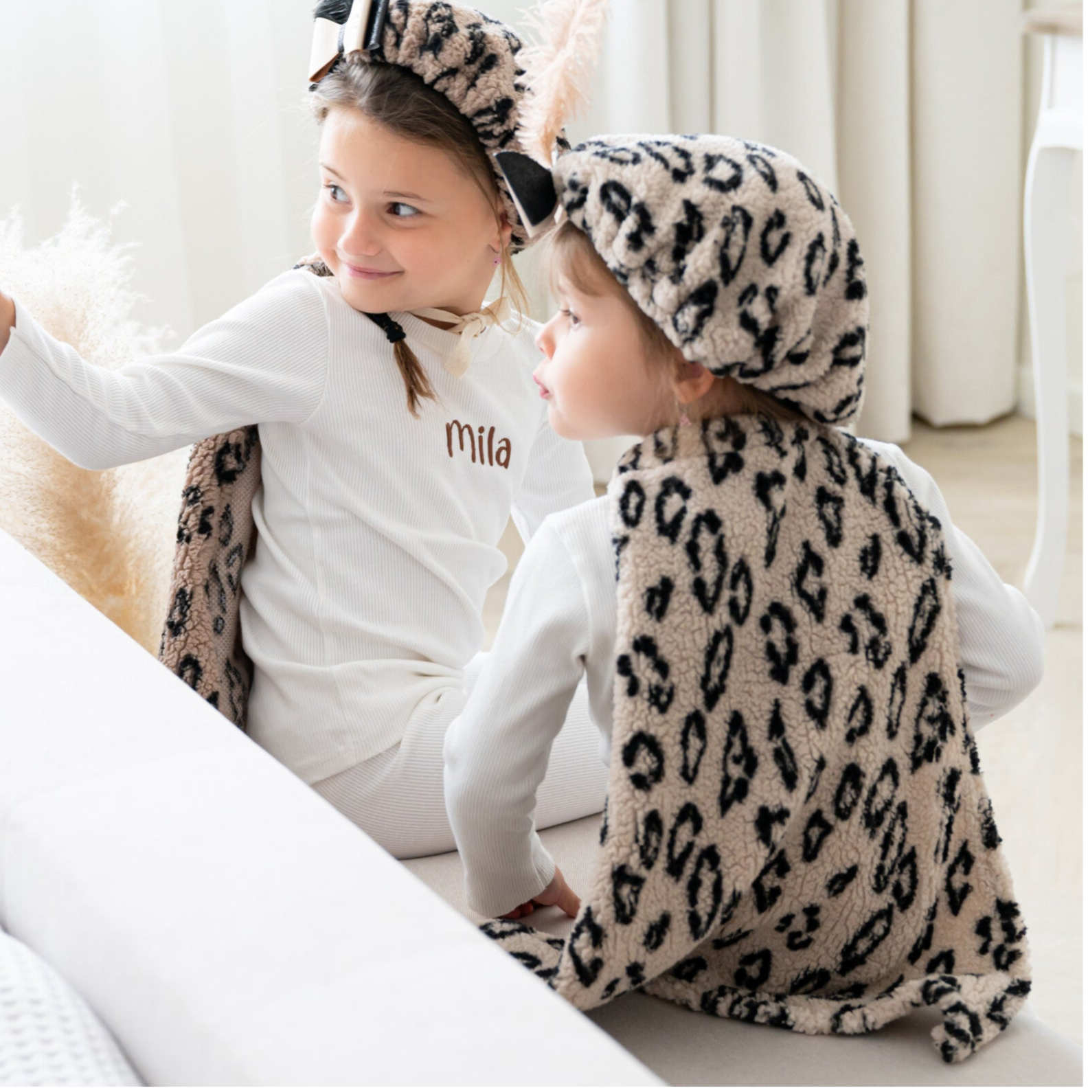 Pietenmuts teddy panter beige