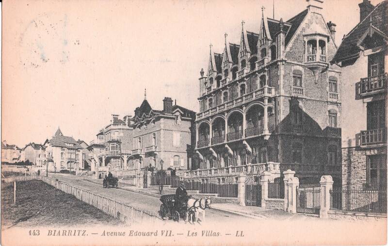 L'avenue de l'Impératrice et la Villa Labat vers 1910