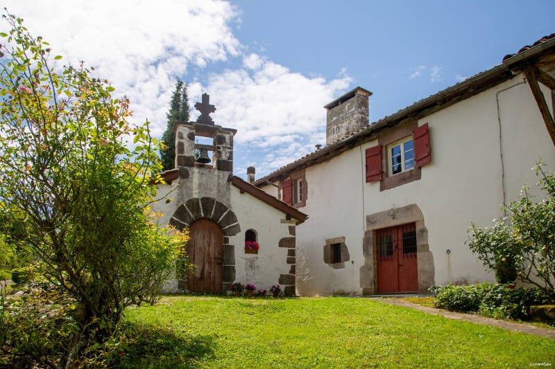 La chapelle Saint-Sauveur-d'Occos à Saint-Étienne-de-Baigorry