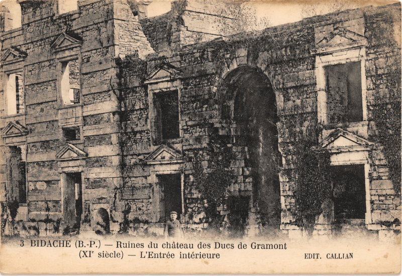 Le Château de Bidache vers 1910