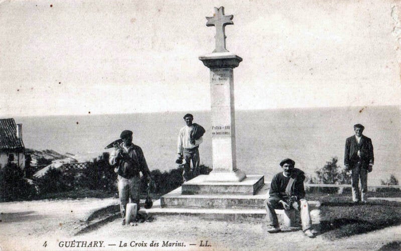 Guéthary la Croix des Marins au début du XXe siècle
