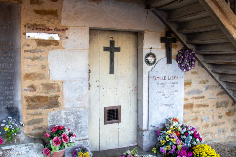 La porte des Cagots de l'église de La Bastide-Clairence
