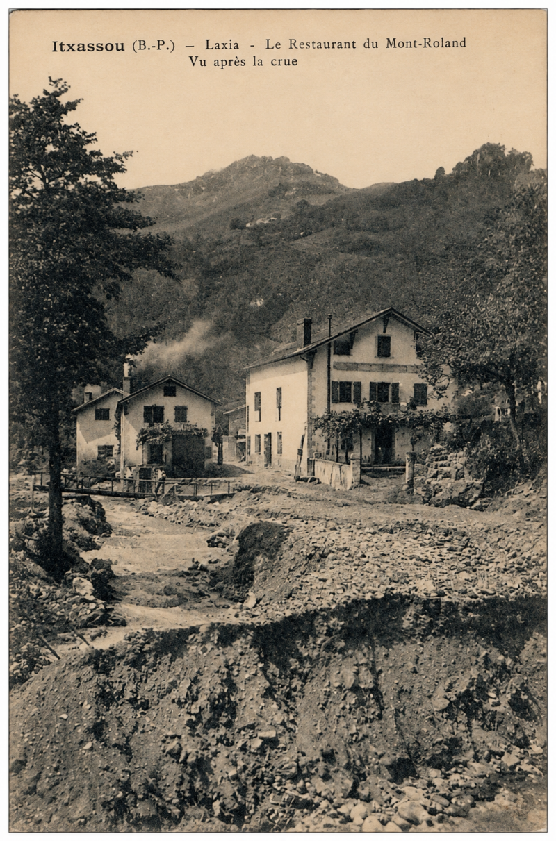 Itxassou – Le quartier du Laxia après la crue dévastatrice des 2 et 3 juin 1913.