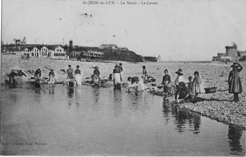 Lavandière à Socoa (Labourd) au début du XXe siècle 