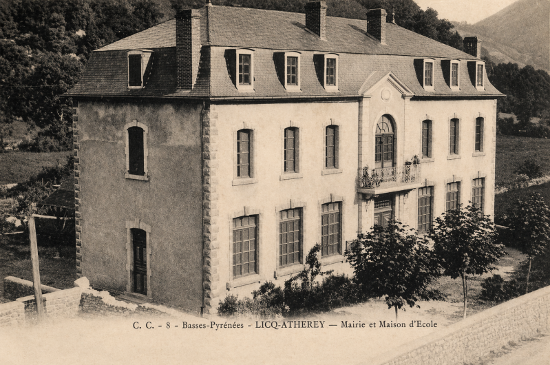 Le village de Licq Atherey - Ligi-Atherei au début du XXe siècle