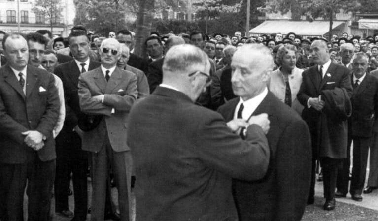 René Elissabide fut également nommé chevalier de la Légion d’honneur, distinction venant couronner son parcours d’industriel et son engagement dans la vie économique et publique de la Soule.