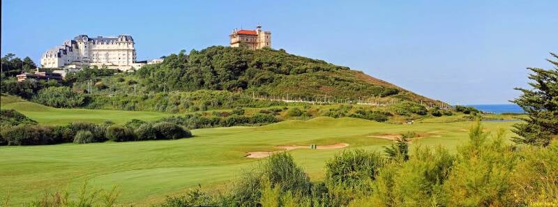 Le Château d'Ilbarritz et la Roseraie de nos jours