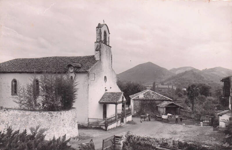 Le village de Saint-Martin-d'Arbéroue - Donamartiri dans les années 1950