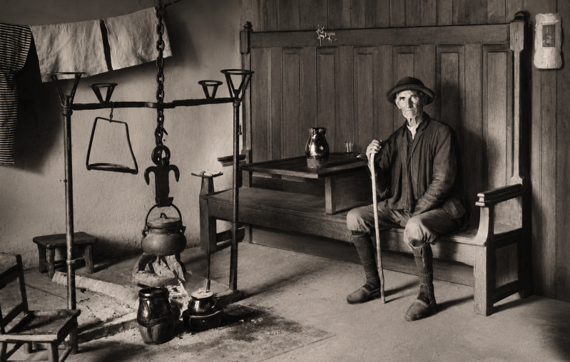 Intérieur d'une maison en Navarre dans les années 1920