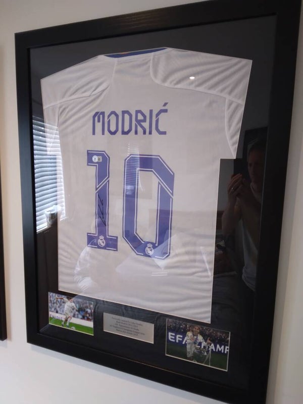 Framed Signed Luka Modric Real Shirt with COA