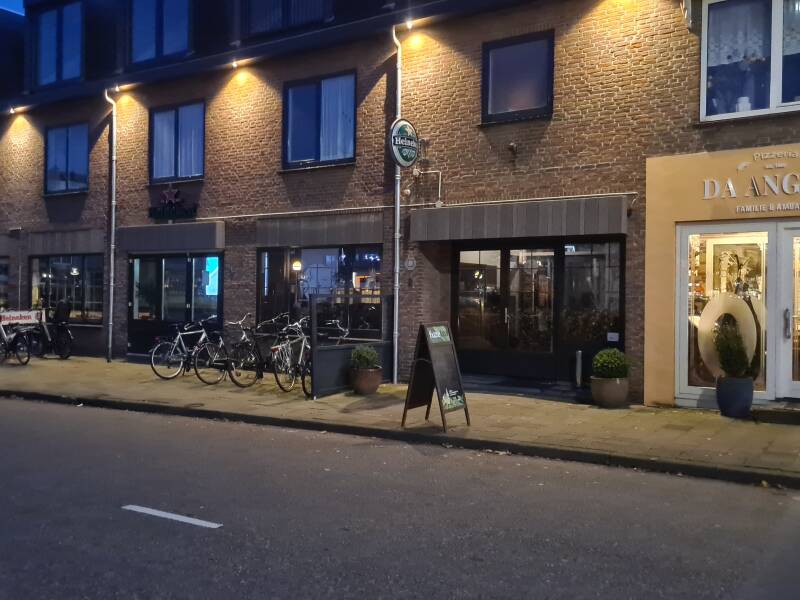 Eetcafé Punt | Roelofarendsveen | Foto restaurant