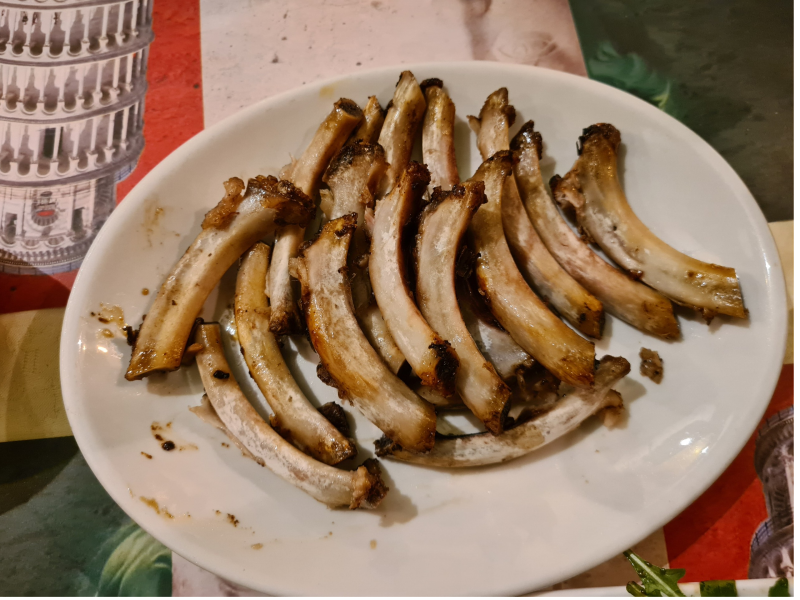 De Nijl Soestduinen | Soest | Foto spareribs botten