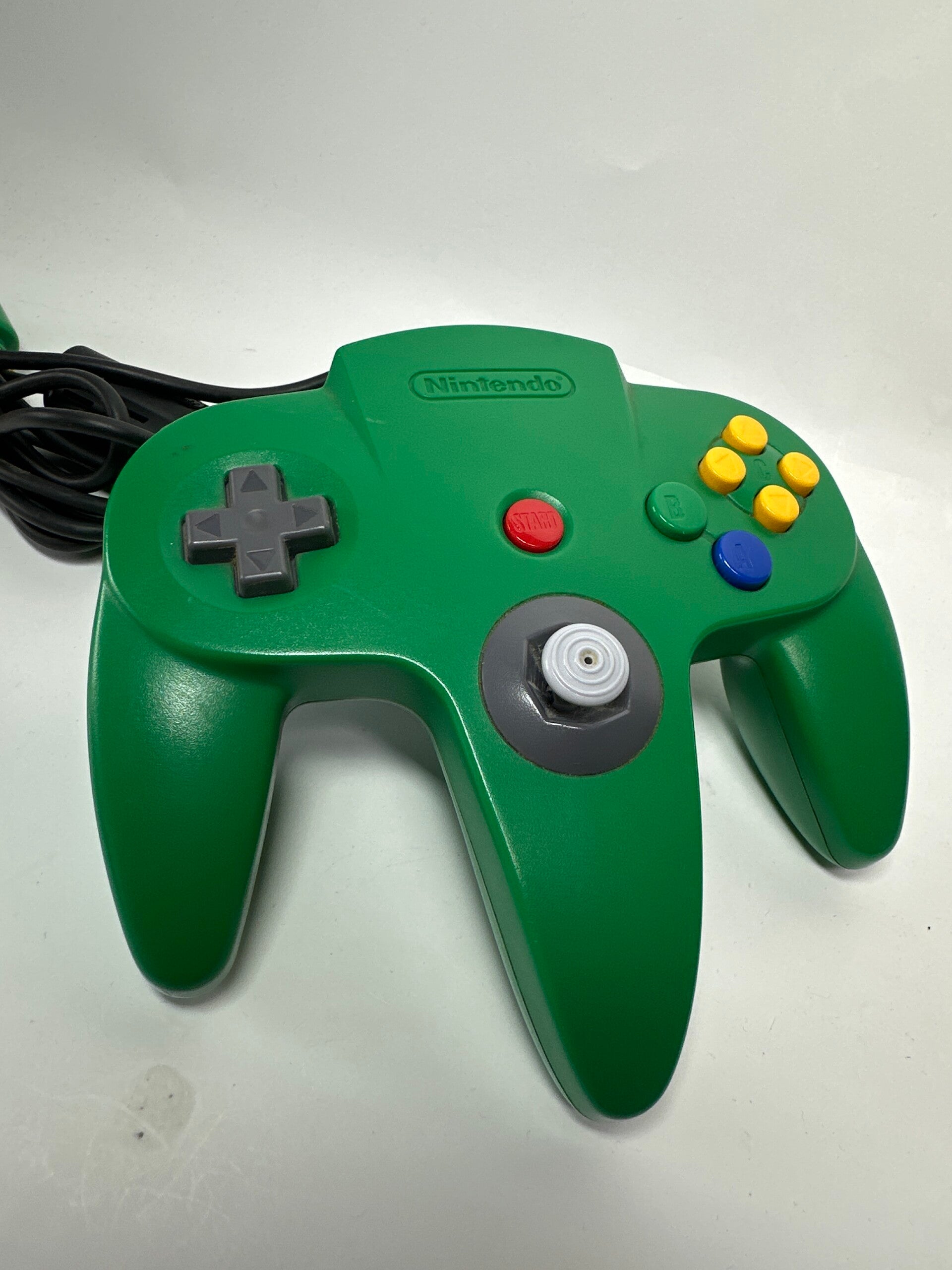 NINTENDO N64 CONTROLER GREEN