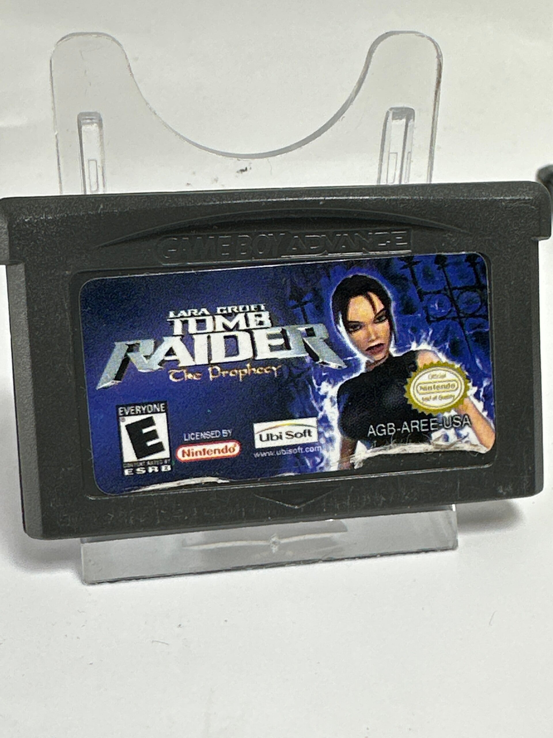 LARA CROFT TOMB RAIDER