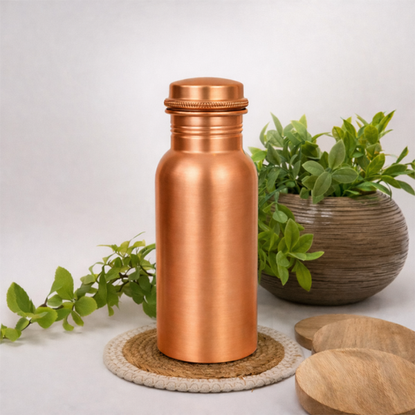 Puur koperen waterfles mat ± 500 ml in luxe geschenkverpakking