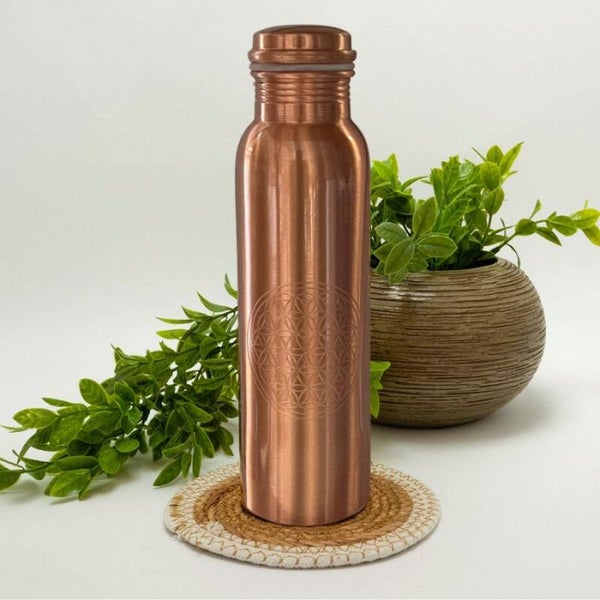 Puur koperen waterfles flower of life mat ± 950 ml
