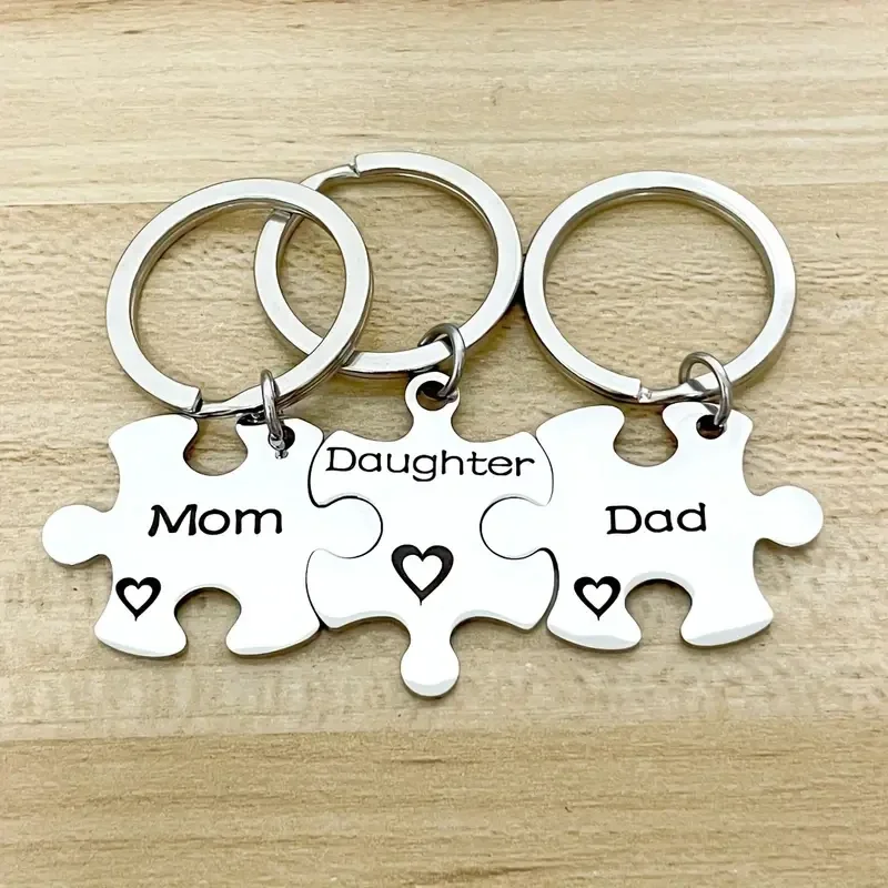 3pcs/set Creative Happy Family Of Three Puzzle Key Ring Set
