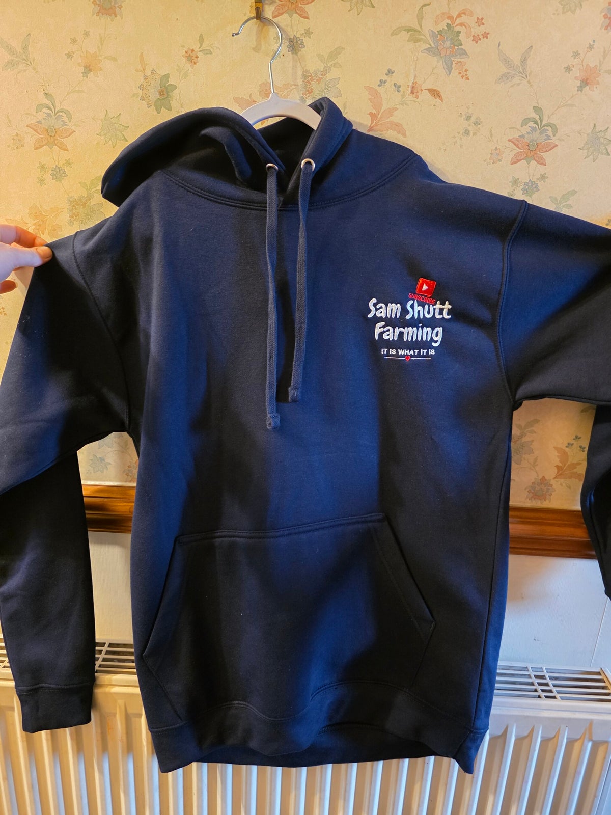 Adults navy hoodie | Sam Shutt Farming
