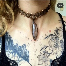 Collier motif maya avec une agate