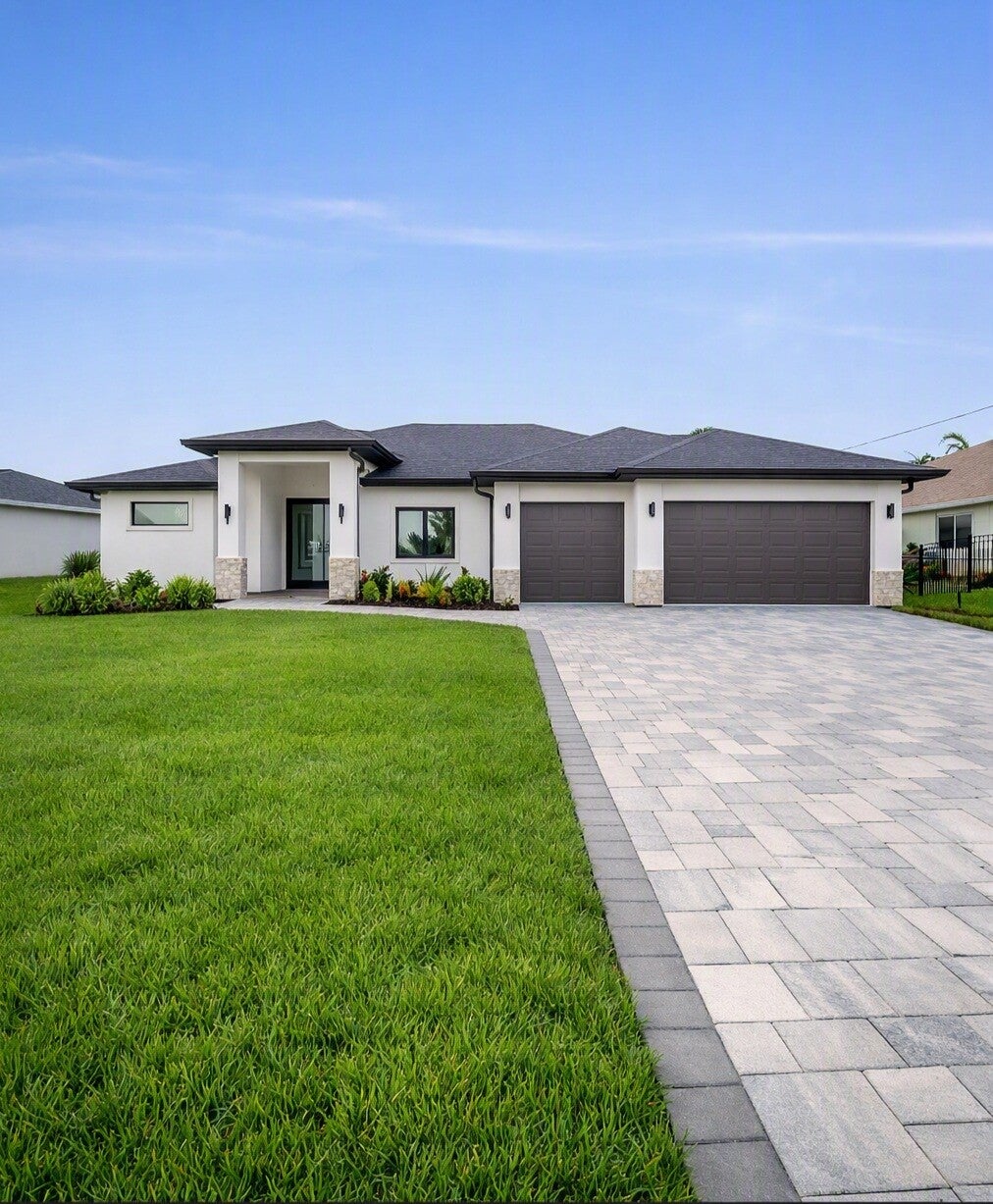 1213 NW 25th Pl, Cape Coral, FL 33993