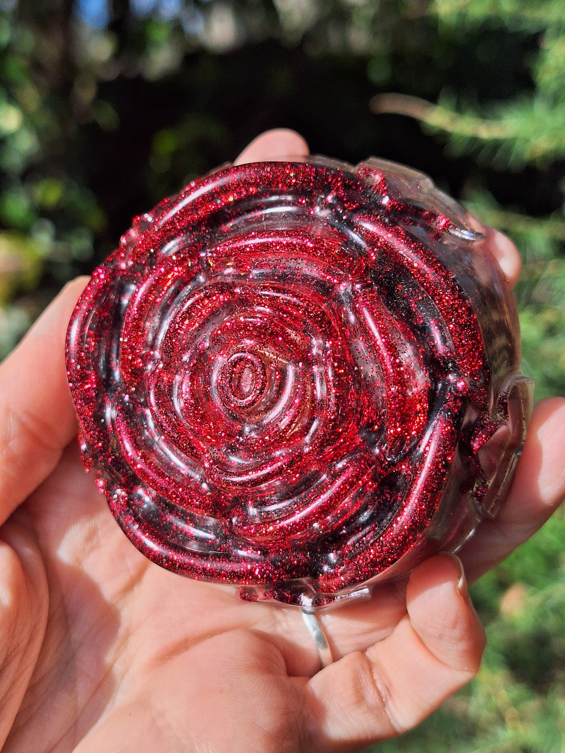 Orgonite "Rose Rouge"