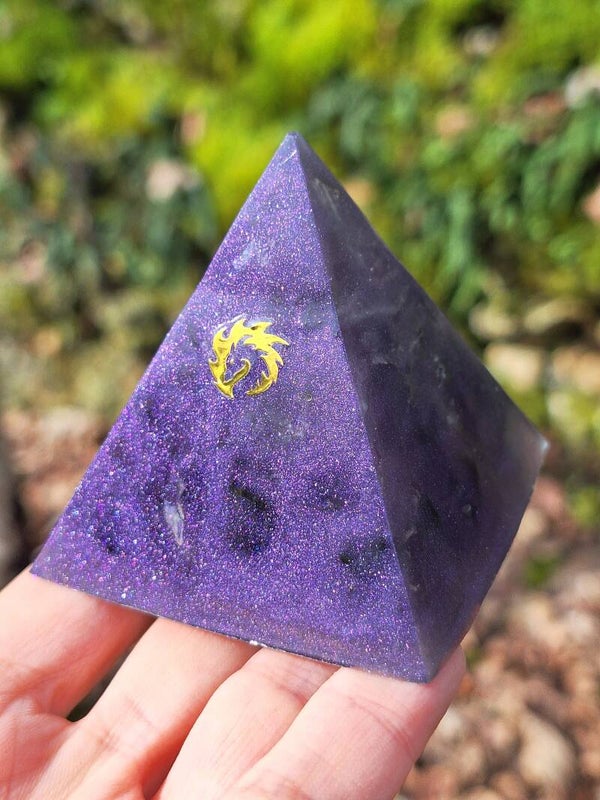 Pyramide Orgonite