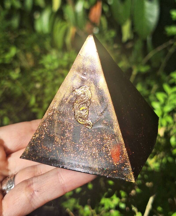 Pyramide Orgonite