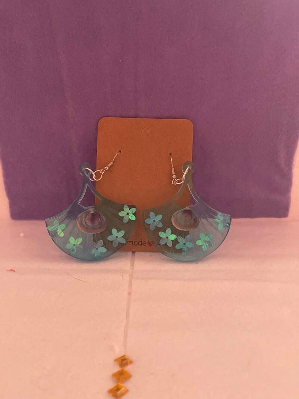 boucle d'oreille
