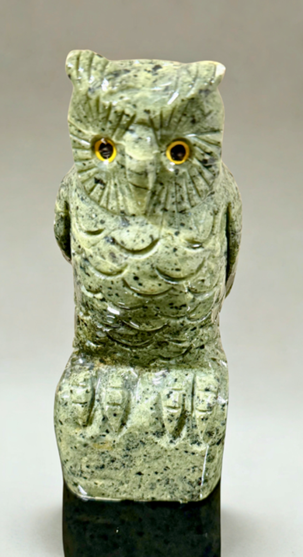 Chouette Jaspe Vert 440 grame 10 cm hauteur