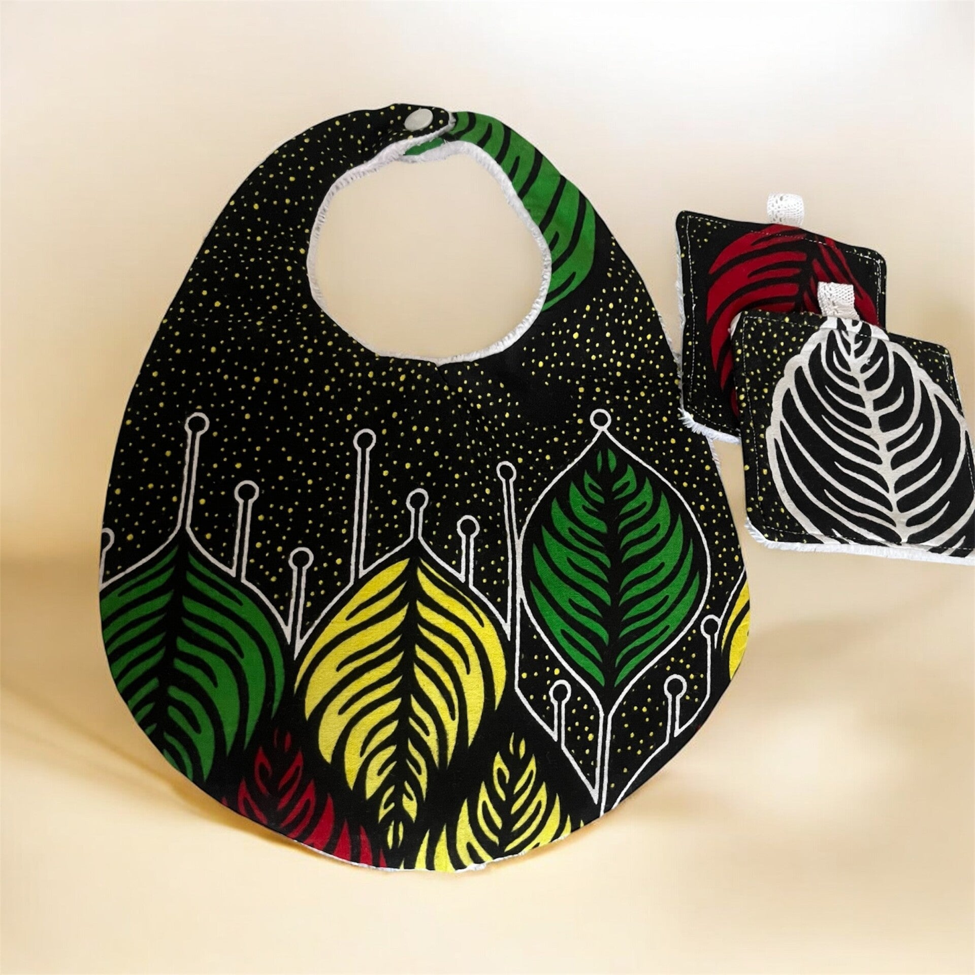 Bavoir 0 à 3mois + 2 barbouillettes