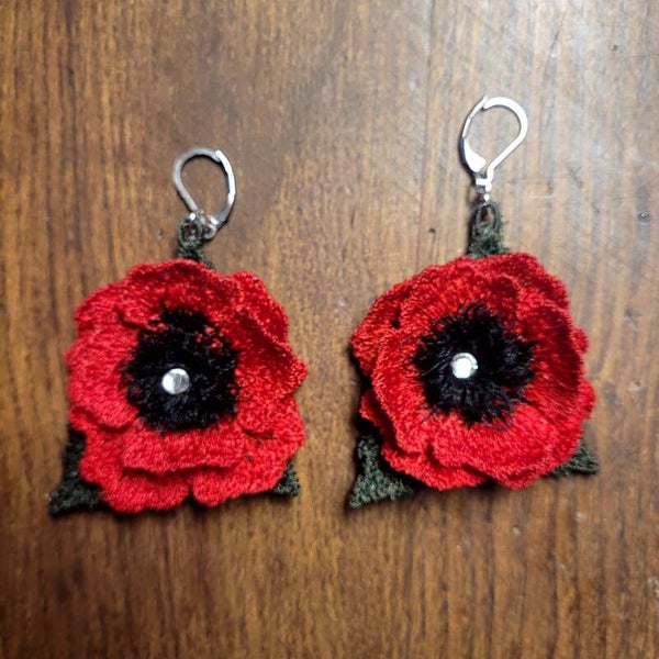 Boucles d'oreilles fleurs brodé