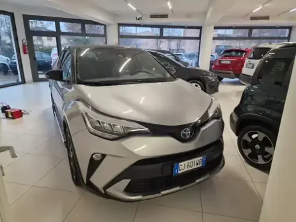 TOYOTA C-HR GR